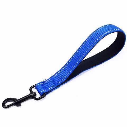 Dog Leash Short Dogs Leash 25cm Nylon Reflective Leashes for Dog Walking Comfortable Handle Short Dogs Leashes Nylon Pet Chain