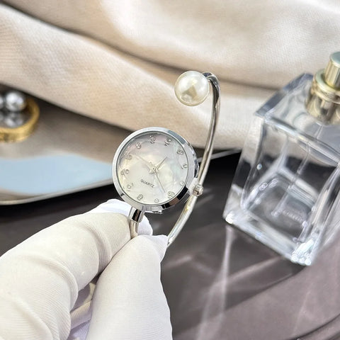 Minimalist Women Pearl Bracelet Watch Rhinestone Small Dial Quartz Wristwatch Luxury Design Elegant Ladies Clock Gifts