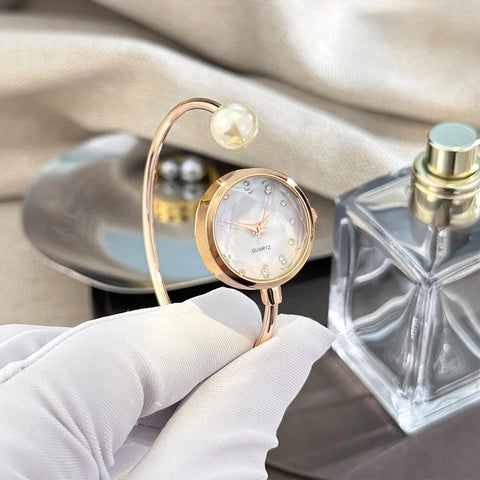 Minimalist Women Pearl Bracelet Watch Rhinestone Small Dial Quartz Wristwatch Luxury Design Elegant Ladies Clock Gifts