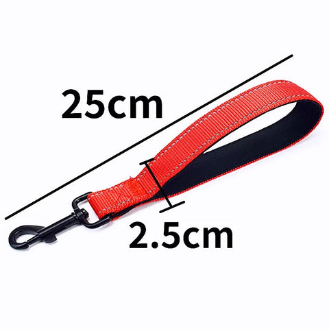 Dog Leash Short Dogs Leash 25cm Nylon Reflective Leashes for Dog Walking Comfortable Handle Short Dogs Leashes Nylon Pet Chain