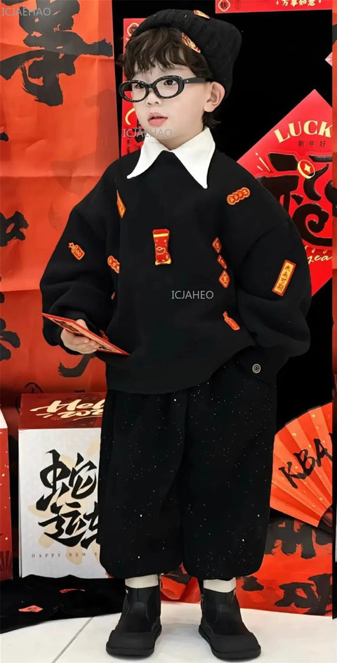 2026 Family Matching Hoodies for Mom and Kids Father and Son Plush Fleece with 3D Embroidery Round Neck Sweatshirts New Year