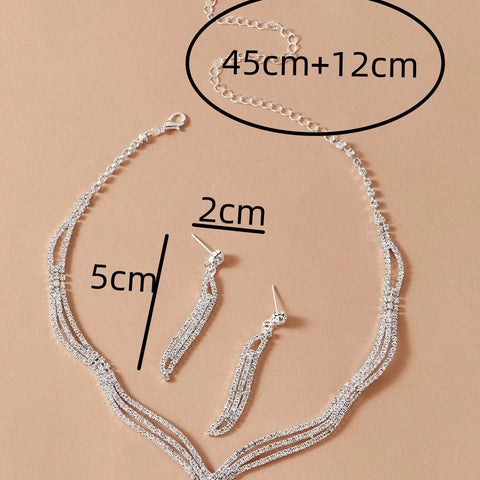Women's fashion design jewelry set, simple and versatile, light luxury style, sparkling accessories