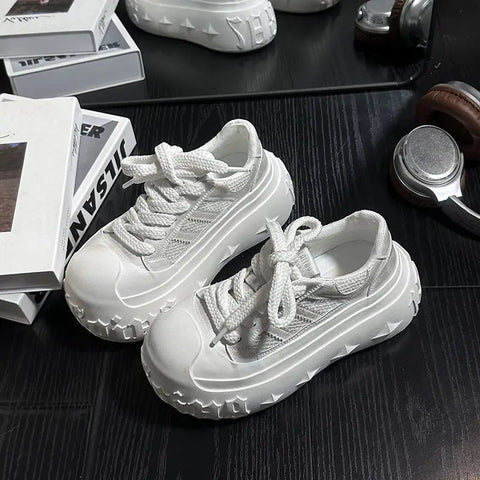 Korean Fashion Chunky Sneakers for Women Summer Platform Lightweight Designer Shoes High Street Leisure Soft Walking Shoes