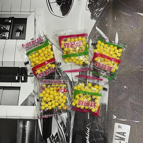 High Quality Soft Bullet Air Gun Manual G17 Geock Toy Gun Lower Magazine Laser Outdoor Sports CS Game Weapons Children Gift
